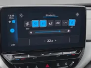 Volkswagen ID.4 Pure 52 kWh 170pk · SOH 92,3% · Apple/Android Car Play · Navigatie · Sfeerverlichting · P-Sensoren ·