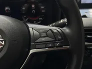 Nissan Juke 1.6 Hybrid N-Connecta | Achteruitijcamera | Parkeersensoren voor- en achter | Climate control | Navi | Apple/Android Carplay | Keyless entry/start | Digital dashboard | LMV