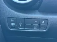 Hyundai Kona 1.6 GDI HEV Premium 105PK AUTOMAAT | Navigatie | Trekhaak| Two Tone| Climate Control| Stuur verwarming| Stoel verwarming|