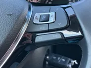 Volkswagen Golf 1.0TSI 85KW/116PK Comfortline Business · Navigatie · Apple/Android Car Play · Stoelverwarming · Parkeersensoren ·