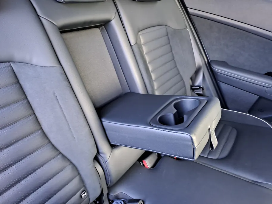 Kia Sportage 1.6 T-GDi Plug-in Hybrid AWD GT-PlusLine | Automaat | 360 Camera | Harmann Kardon | Leer | Stoel Verwarming / Verkoeling