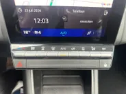 Renault Symbioz 1.6 E-Tech full hybrid 145 techno | Camera | Climate & Cruise Control | Draadloze Telefoonlader | Sfeer Verlichting | Draadloze Apple Carplay & Android Auto | 12 Maanden BOVAG Garantie