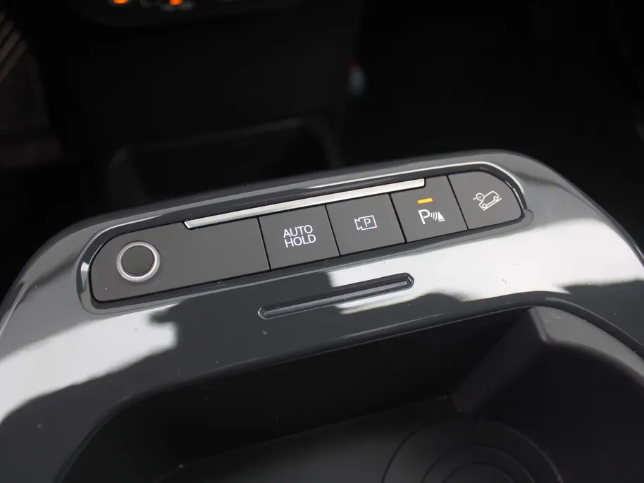 Kia EV5 GT-PlusLine 81.4 kWh | Schuifdak | Stuur-/stoelverwarming + ventilatie | Warmtepomp | 360 Camera | Geheugenstoel | Leer | HUD | LED | 19' LM |