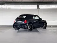 MINI Cooper Cabrio 2.0 Cooper C John Cooper Works XL
