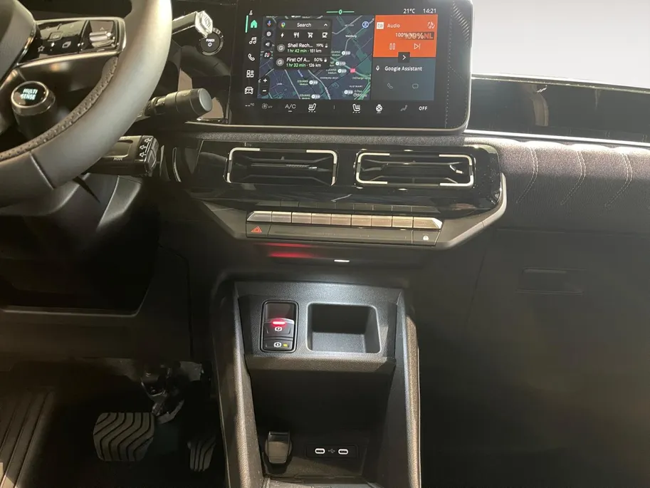 Renault 5 comfort range techno 52 kWh | UIT VOORRAAD LEVERBAAR OP = OP NU MET €1.800
