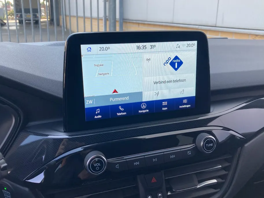 Ford Kuga 2.5 PHEV 225 pk ST-Line X Elektrisch wegklapbare trekhaak - 19inch lichtmetalen velgen - Winter Pack - Navigatie - Achterruitrijcamera