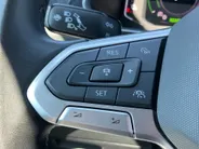 Volkswagen Tiguan 1.4TSIeHybrid/150PK R-Line Business+ · Panoramadak · Leder · Trekhaak · Camera · Apple/Android Car Play