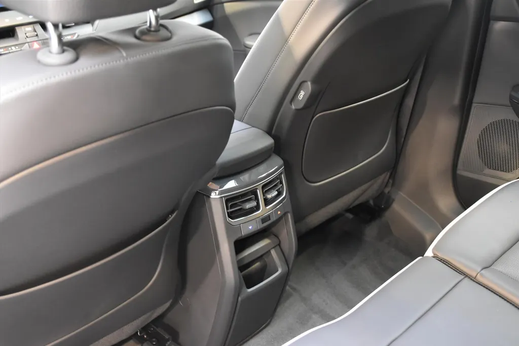 Kia EV5 81,4 kWh 217pk 2WD GT-Line Business Edition NIEUW TE BESTELLEN