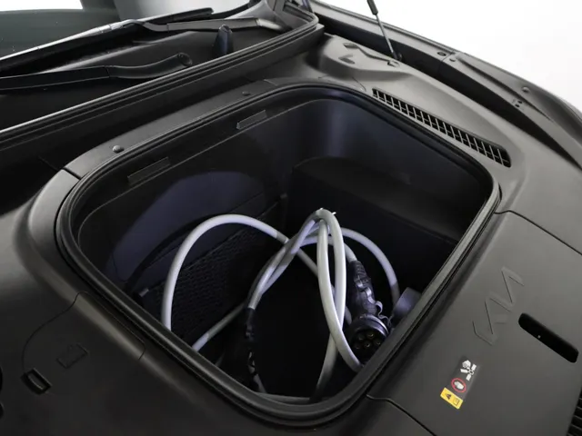 Kia EV9 First Edition 76.1 kWh