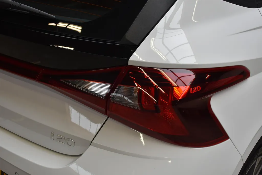 Hyundai i20 1.0 T-GDI 48V MHEV 100pk Comfort