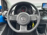 Volkswagen up! 1.0 move up! BlueMotion *Navigatie*Tel Bluetooth*Airco*5 deuren*1STE EIGENAAR*Zeer nette auto!
