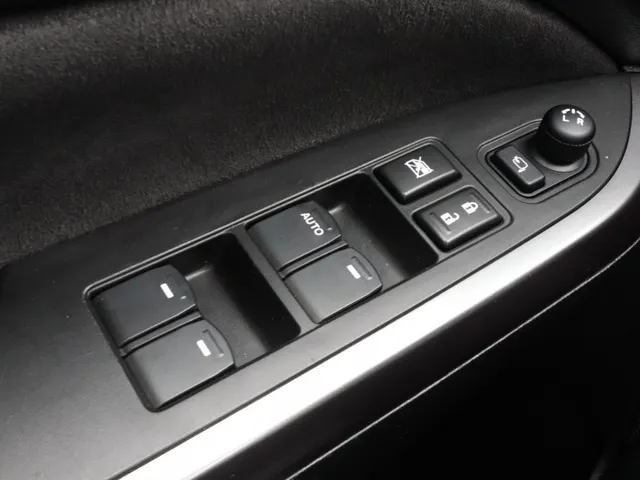 Suzuki Vitara 1.4 BoosterJet Stijl Automaat Trekhaak | Pano Dak | Carplay | Adaptive Cruise