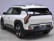 Kia EV3 81,4 kWh 204pk Plus Advanced