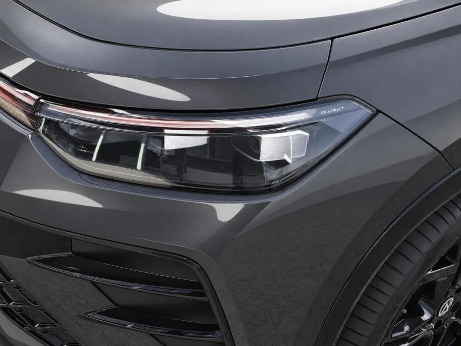 Volkswagen Tayron R-Line Edition 1.5 eHybrid 204 PK 6 versn. DSG · Black Style Pakket · Trekhaak inklapbaar, met elektrische ontgrendeling, incl. aanhangermanoeuvreerhulp Trailer Assist ·