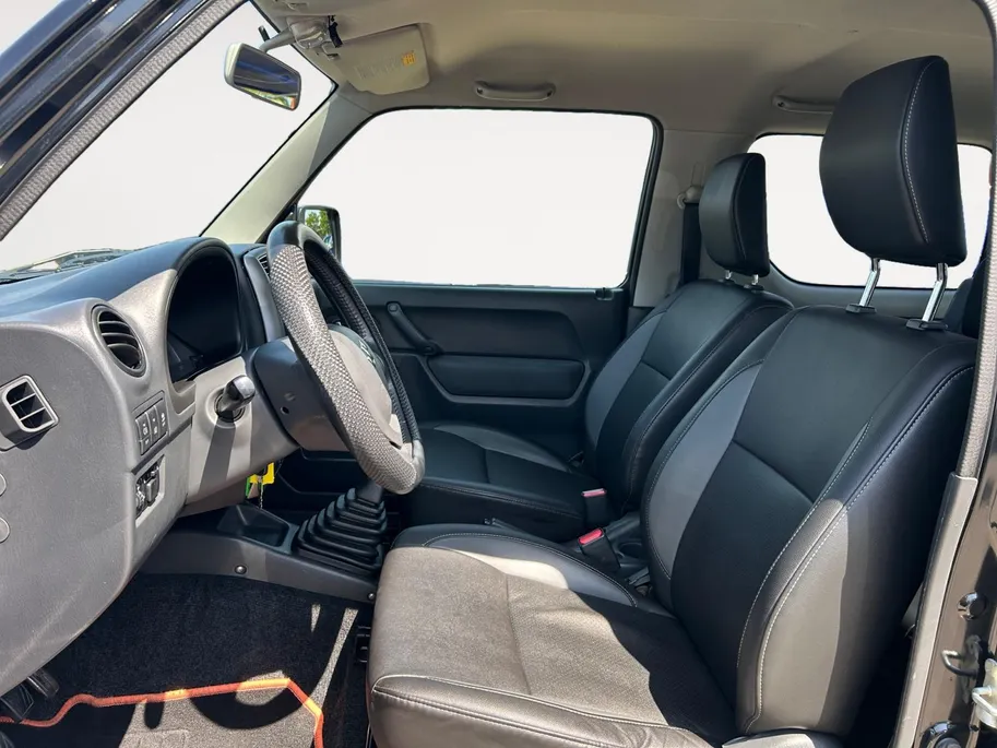 Suzuki Jimny 1.3 Exclusive |4WD| Airco| stoelverwarming| 12 maanden Bovag Garantie|