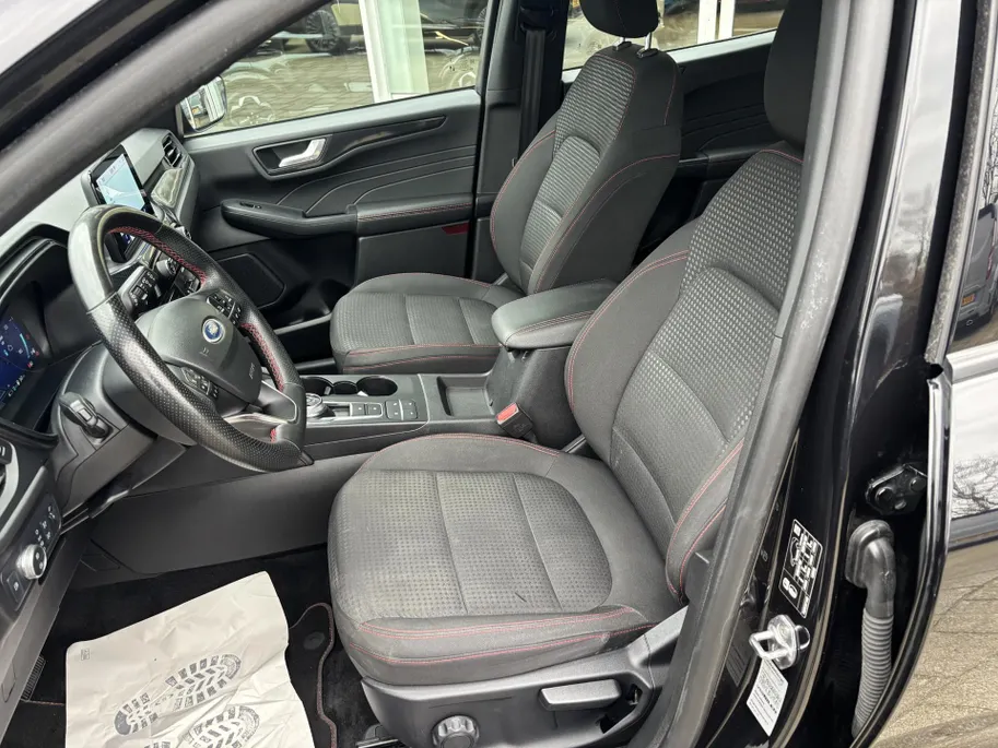 Ford Kuga 2.5 PHEV ST-Line