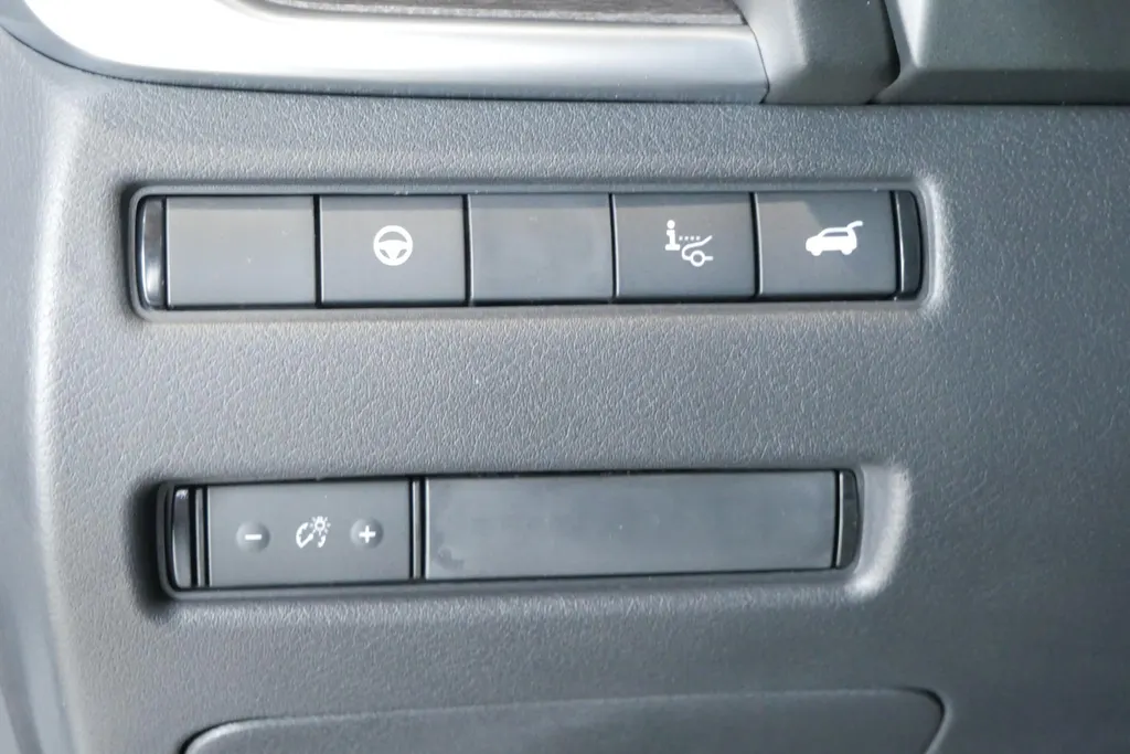 Nissan QASHQAI 1.5 e-Power Tekna |205pk|WLTP 1200km actieradius|Navigatie|Pro-pilot|Camera 360vieuw|parkeersensoren voor en achter|Cold pack|Panoramisch glazendak|Electrisch verstelbare bestuurdersstoel|