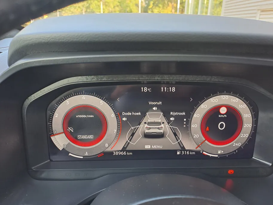 Nissan QASHQAI 1.3 MHEV Tekna Plus | Leer | Voorstoelen verwarmd | 360 Camera | Navigatie | 20'' LM | Stoel Massage | Luxe Lederen Bekleding | Dode Hoek Detectie | Apple Carplay/Android Auto