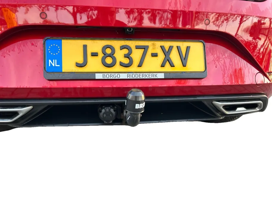 SEAT Leon 1.5 eTSI FR Nu met 12 maanden garantie! Hele mooie uitvoering!