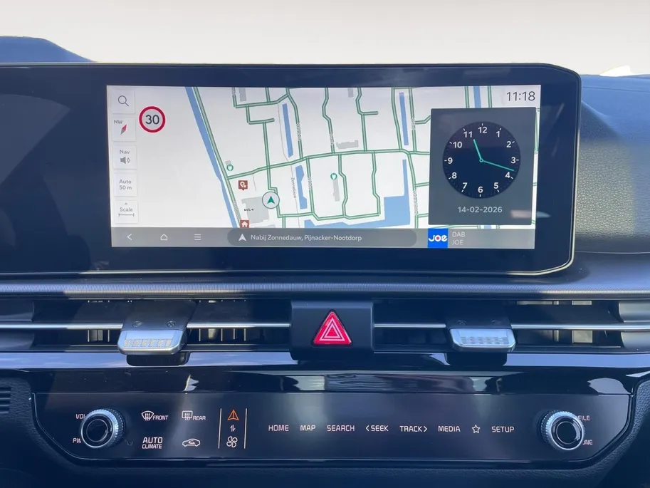 Kia Sportage 1.6 T-GDi Plug-in Hybrid GT-Line | PHEV | Navigatie | Climate control | Cruise control | Stoel + Stuur verwarming | Elektrische voorstoelen | Parkeer camera achter | Schuif kantel dak