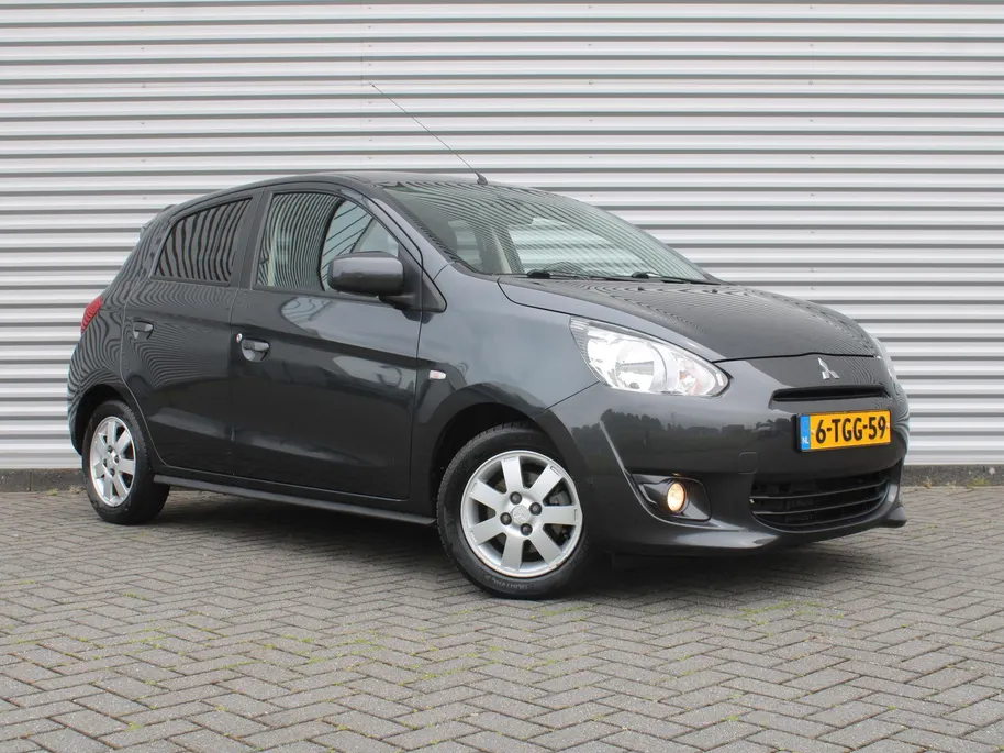 Mitsubishi Space Star 1.0 Intense | Keyless entry | 14' LM | Cruise | Clima | Licht- & regensensor |