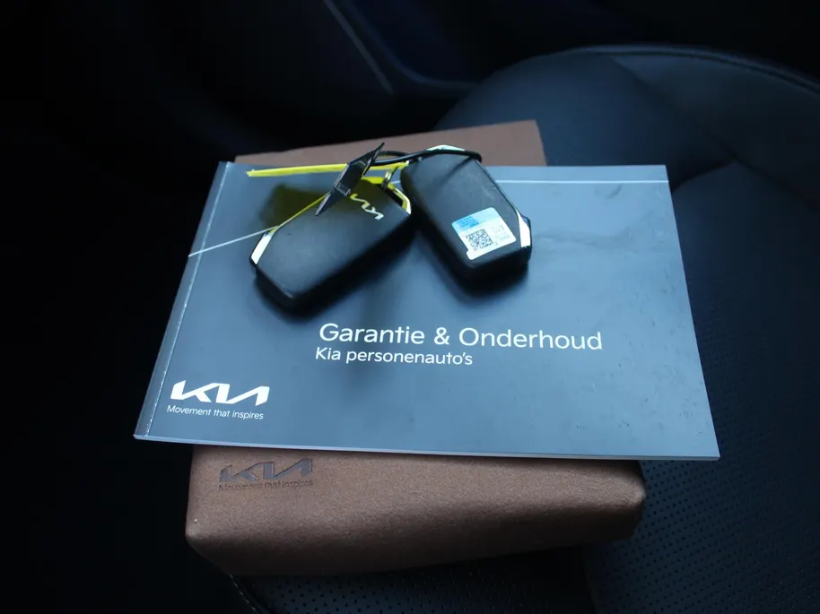 Kia EV6 Plus 77.4 kWh | Stuur-/stoelverwarming + ventilatie | Elektr. stoelverstelling + achterklep | Leer | Warmtepomp | 19' LM | Camera | LED |