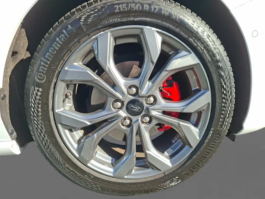 Ford Focus Wagon 1.0 EcoBoost Hybrid ST Line X | Winterpack | Driver Assistancepack | Adaptive Cruisecontrol | Dodehoekdetectie | B&O Audio | AGR | Led Koplampen | Camera |