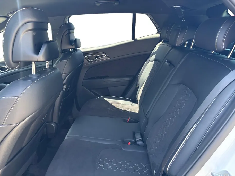 Kia Sportage 1.6 T-GDi Hybrid GT-Line | Cruise Control | Climate Control | Camera | Stoelverwarming | Stuurverwarming | Navigatie |