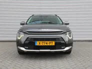 Kia Niro 1.6 GDi Hybrid DynamicPlusLine | Trekhaak | BTW Auto | Schuifdak | Stuur-/stoelverwarming | Cruise adapt. | Camera | Clima | Leer | HUD | LED | 16' LM |