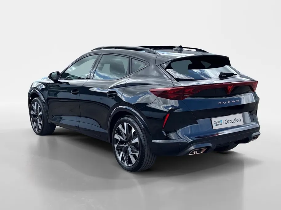CUPRA Formentor 1.5 - 204PK TSI e-Hybrid Business Automaat | NIEUWE AUTO | Elektrisch Wegklapbare Trekhaak | Schuif/Kantel Dak | Digital Cockpit | Camera | Parkeersensoren | Stoelverwarming | Stuurwielverwarming | Apple CarPlay/Android Auto |