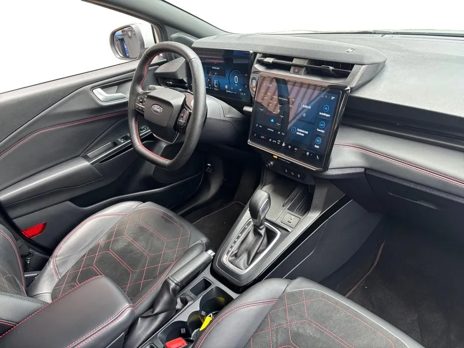 Ford Puma 1.0 EcoBoost Hybrid ST-Line X | Winter Pack | Elektr. kofferbak | Dodehoek detectie | Apple Carplay / Android auto