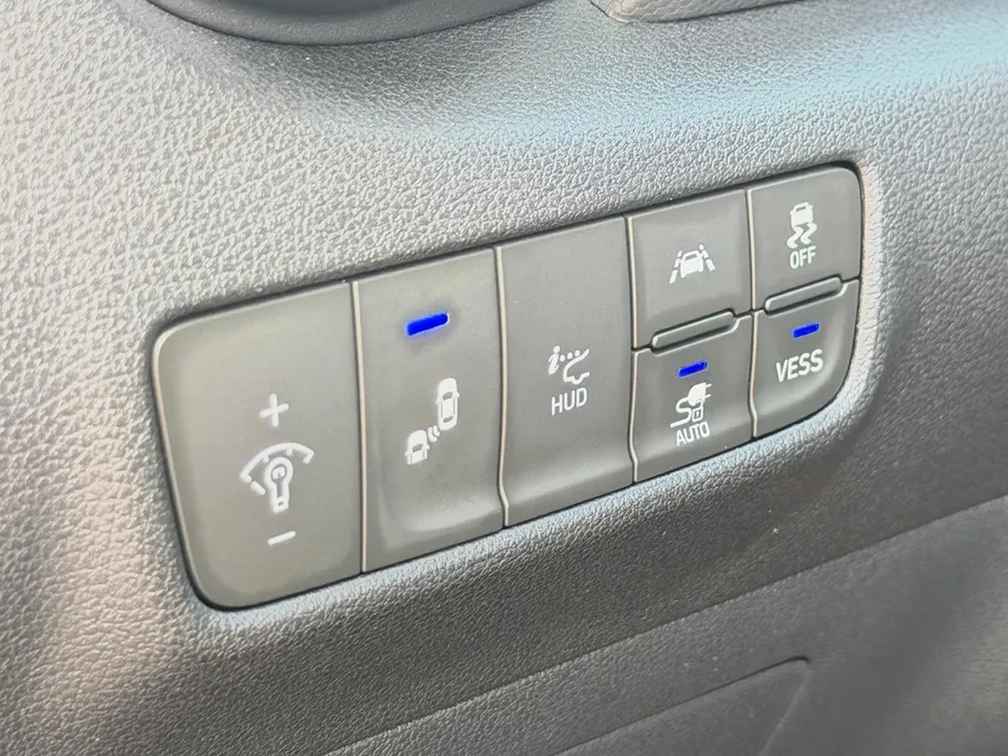 Hyundai Kona EV Premium 64 kWh HEAD UP DISPLAY | LEDEREN BEKLEDING | 455 KM ACTIERADIUS | ACC | DODEN HOEK DETECTIE | 12 MAANDEN BOVAG GARANTIE