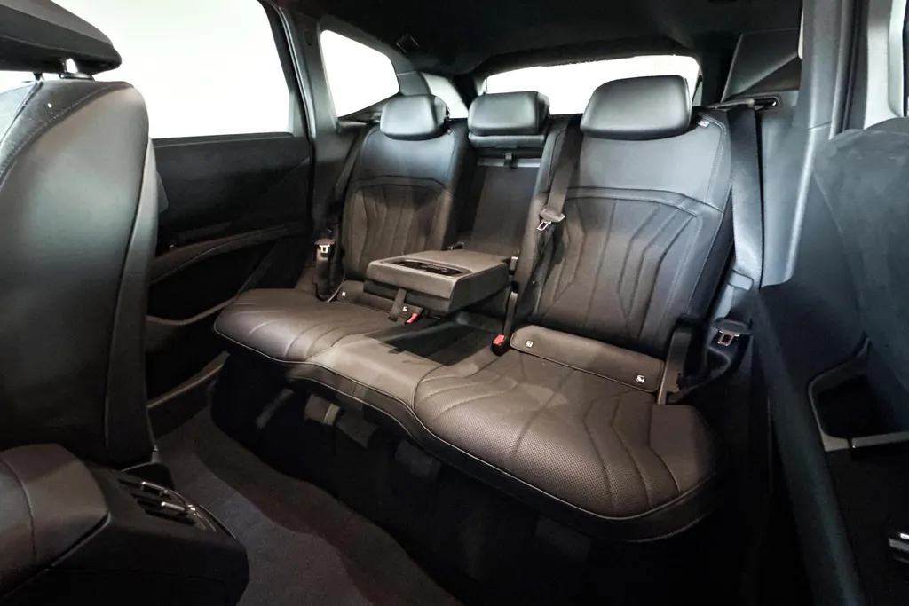 BMW iX3 40 eDrive 83 kWh