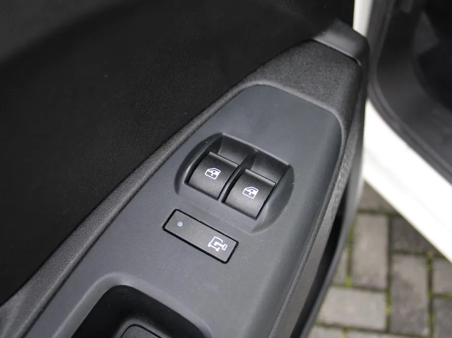 Fiat Doblò Cargo 1.6 MJ L1H1 S Trekking | Navi | Cruise | Airco | Parkeersensoren achter | Apple Carplay/Android Auto |