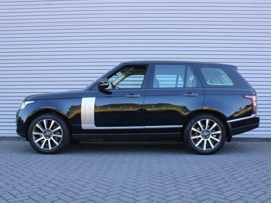 Land Rover Range Rover 4.4 SDV8 Autobiography | Uniek 4.4 V8 | Nieuwstaat | Elek. trekhaak | Luchtvering | Stuur-/voorruit-/stoelverwarming + ventilatie | Massage-/geheugenstoelen | Leer | Schuifdak | 360 Camera | 21' LM |