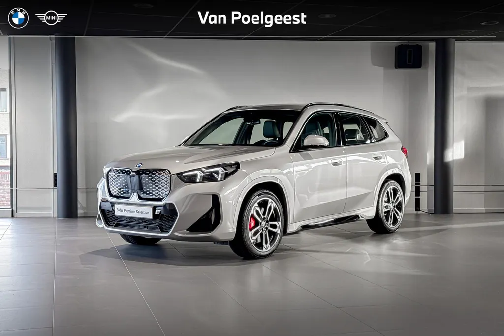 BMW iX1 eDrive20 67 kWh