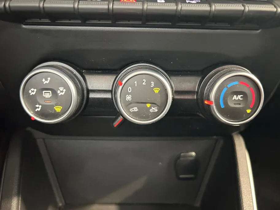Dacia Duster 1.0 TCe Prestige *Navi(Carplay)+Camera*Airco*Cruise*Mooie Auto!