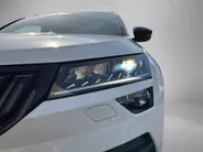 Škoda Karoq 1.5TSI/150PK ACT Sportline Business · Trekhaak · Camera · Stoelverwarming · Apple/Android Car Play · Navigatie ·