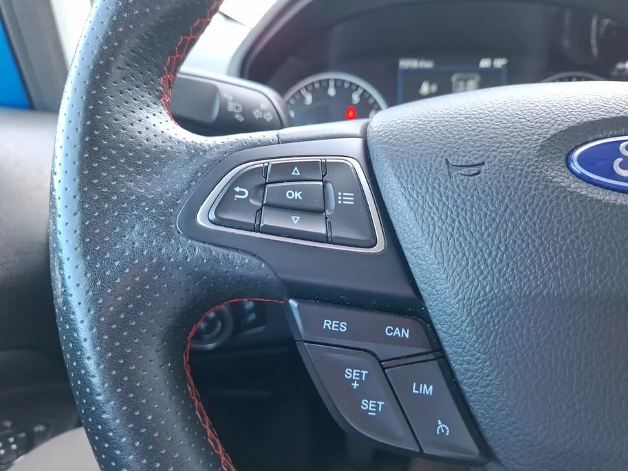 Ford EcoSport 1.0 EcoBoost ST-Line | Stoel- stuur en voorruitverwarming | Navigatie via Apple Carplay & Android auto | Cruise control