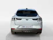 Ford Mustang Mach-E Extended Premium RWD 88 kWh | Direct Leverbaar | €1000,- Voordeel | 360 Camera | Winterpack | 19 LM Velgen | Technology Pack | Rijklaar Prijs | B&O Audio |