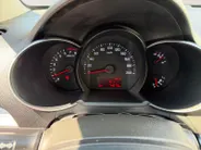 Kia Picanto 1.0 DynamicLine | Dealer onderhouden |Climate control & cruise control | Bluetooth | Lichtmetalen velgen | Metallic lak | Fabrieksgarantie | NAP