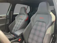 Volkswagen Golf 2.0TSI/265PK GTI DSG · Panoramadak · Camera · Trekhaak · Apple/Android Car Play · Garantie t/m 27-03-2030 of 100.000km