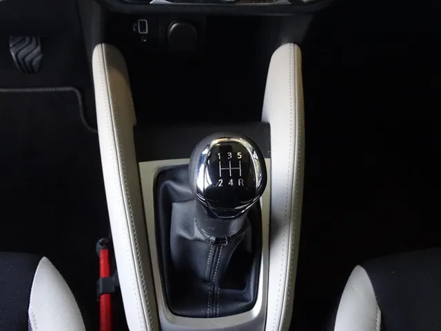 Nissan Micra 1.0 IG-T 100pk N-Connecta | Apple CarPlay | Android Auto