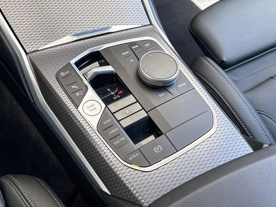 BMW 3 Serie Touring 330e