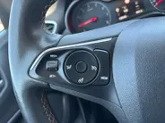 Opel Crossland X 1.2 Turbo Innovation *Navigatie*Trekhaak*Parkeersensoren*Climate Control*LM.Velgen*Cruise Control*Nette auto!