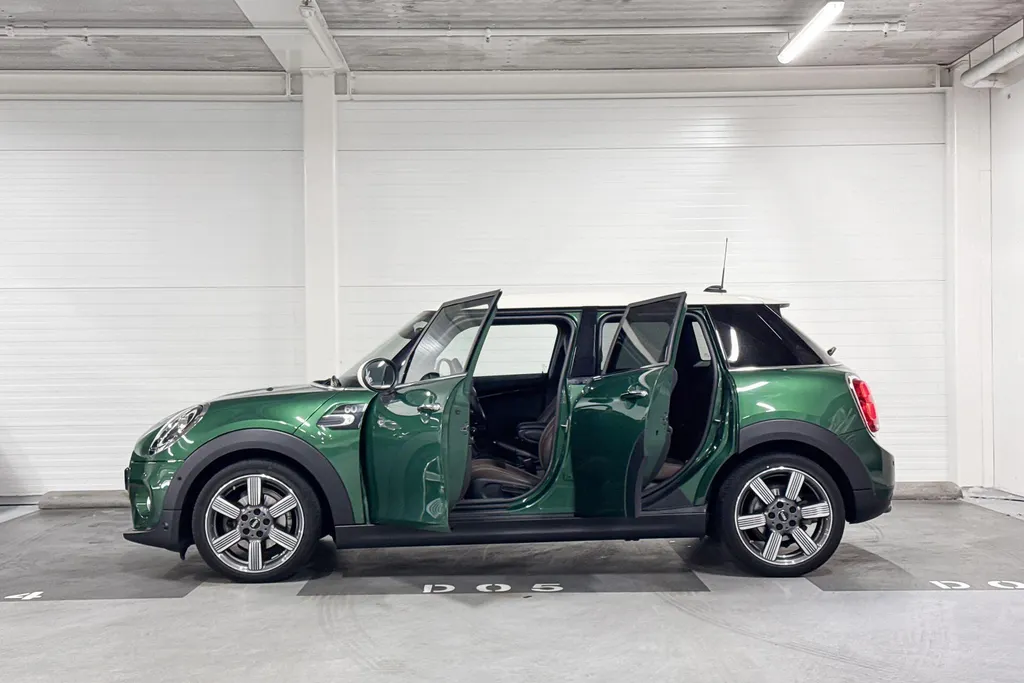 MINI Cooper 5-deurs 