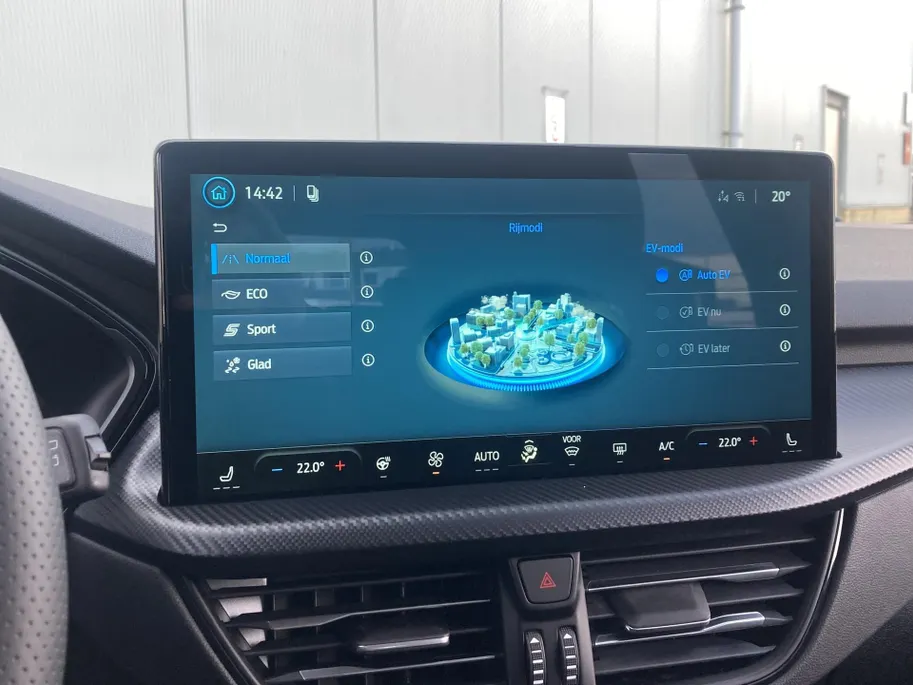Ford Kuga 2.5 PHEV ST-Line 243 pk Driver Assistance Pack - Reservewiel - Elektrisch wegklapbare trekhaak **NIEUW UIT VOORRAAD LEVERBAAR**