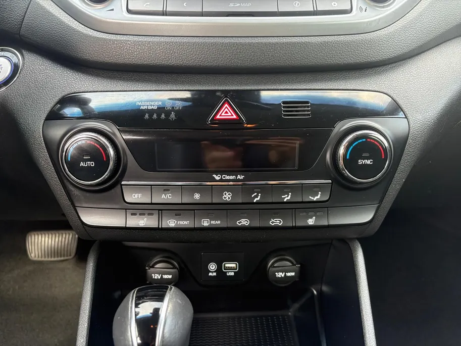 Hyundai Tucson 1.6 T-GDi Premium 4WD | Automaat! | Leder | Stoelverwarming en koeling | Navi