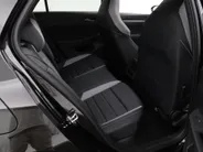 Volkswagen Golf 1.5 eHybrid 272pk DSG GTE · Panoramadak · Leder · Wegklapbare Trekhaak · Stoelventilatie · Camera · Dodehoek Detectie · 18'' Inch · Garantie t/m 30-0-2030 of 100.000km