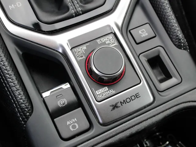 Subaru Forester 2.0i e-BOXER First Edition Automaat | Navi | Adap. Cruise | Leder | Schuifdak